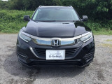 高効率なエンジンをモーターがアシストして走行中の燃費消費を抑えるハイブリッド。停車中もアイドリングストップにより燃費消費と排出ガスをなくします。