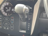 気になる車はすぐにお問い合わせください!画面右側の0066から始まる無料ダイヤルからお問い合わせ下さい!専門スタッフがお車のご質問にお答えいたします!