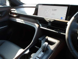 クラウンクロスオーバー 2.5 G レザー パッケージ E-Four 4WD 