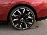 車両本体価格に保証も含まれております!BMW認定中古車ですのでご安心くださいませ! BMW Premium いわき 0246-84-9251
