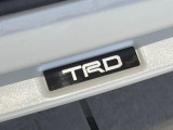 【TRDエアロ】人気のTRDエアロを装備!クルマの外観がよりスタイリッシュになり、街中で存在感あふれる1台に♪将来買い替える時にもリセールに影響しやすく、価値ある人気の装備です!