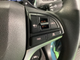 レーダークルーズコントロールは先行車との車間を維持しながら追従走行を行い、長距離でのドライバー負担を軽減させてくれます。