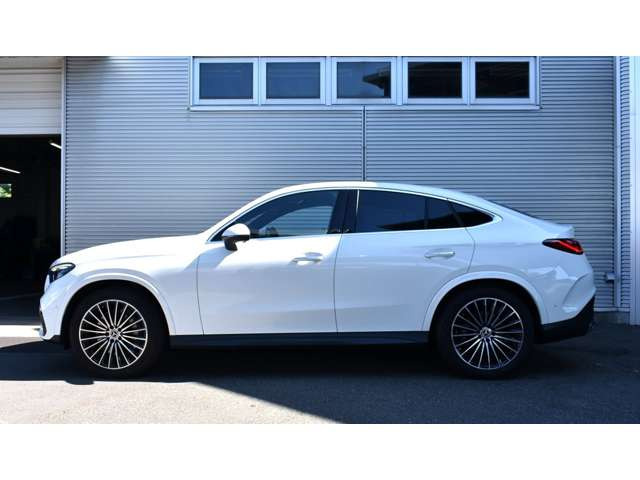 メルセデス・ベンツ GLCクーペ 220d 4マチック コア (ISG) AMGライン
