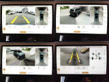 3Dサラウンドカメラ搭載で細い路地や悪路などお車周辺の死角となる部分がモニターで確認することが可能です。