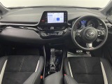 C-HR ハイブリッド 1.8 S GR スポーツ ワンオーナー 修復歴無し