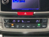 より快適にドライブを過ごして頂ける様に簡単に調整ができるオートエアコンを装備しております!ワンタッチですのでどなたでも簡単に操作できます!室内はこれでいつでも快適に保たれます。