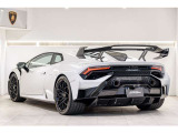 ボディーカラー:Bianco Monocerus ■Full Exterior Carbon Pack - Shiny Carbon