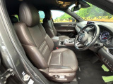 運転席シート廻りは使用感も少なく、良好な状態となっています。丁寧に使われていたことがよくわかりますね。