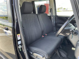 みなさまのお車選びのお手伝いをさせてください!スタッフ一同心よりご来店、お問い合わせをお待ちしております!