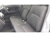 フロントシート 快適な座り心地のフロントシート。硬すぎず柔らかすぎずで車酔いしてしまう方も安心ですよ。