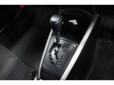 従来のATに比べ変速ショックの少ないCVT。シフトの操作はAT車と同じです。
