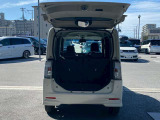 彦根インターからお車で3分とアクセス便利!近くには有名観光地の彦根城もありますので、観光と合わせてのご来店も良いですね♪活気溢れる自慢のスタッフがお客様のご来店をお待ちしております!