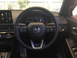 【Honda SENSING】いつもの道で、高速道路などで、安心・快適な運転を支援します。先進の安全運転機能システム搭載。