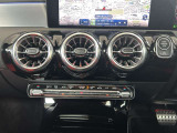 総在庫で600台ほどの取り扱いがございます。弊社デモカー使用の車両やメーカー使用の車両などもご紹介ができます。
