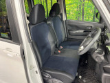 運転席シート廻りは使用感も少なく、良好な状態となっています。丁寧に使われていたことがよくわかりますね。