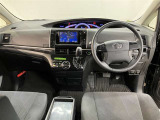 当センター敷地には新車店舗やメカニックがいる工場、レンタカー店舗も揃っているのでアフターサービスも充実しています。