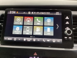多機能と操作のしやすさを両立した、Honda CONNECT対応のナビディスプレーです。ETC2.0車載器もナビゲーション連動し、スマートフォン用Bluetoothユニット付きです。