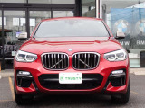 BMW在庫保有台数常時100台以上!ご来店の際はBMW本店(厚木市下荻野140-1)にご来店ください!弊社自慢の全天候型ショールーム!BMW在庫保有台数常時100台以上ございます!