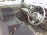 視界が良く運転性の良いフロントシート