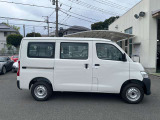 車線逸脱警報機能 、ブレーキ制御付誤発進抑制機能[前方/後方](AT車)、先行車発進お知らせ機能 、オートハイビーム 】