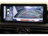 【全周囲カメラ】車両の周辺360度を見渡すことができ、死角をなくせます。