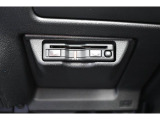 ETCは運転席インパネ右下に専用カバーを使用して埋め込まれています