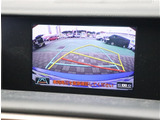 お車選びをお楽しみ頂けるよう、在庫車の展示スペースを十分に確保しております。