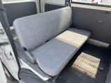 助手席☆シートを倒すと荷室が広く使えます☆