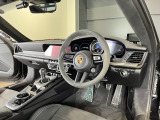 ポルシェセンター 北大阪認定中古車センター/正規ディーラーだからこそ出来る安心、安全、信頼の高品質の車両で御座います。