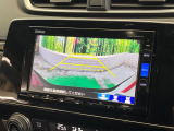 【バックカメラ】駐車時に後方がリアルタイム映像で確認できます。大型商業施設や立体駐車場での駐車時や、夜間のバック時に大活躍!運転スキルに関わらず、今や必須となった装備のひとつです!