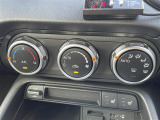 【 オートエアコン 】車内温度を感知して自動で温度調整をしてくれるのでいつでも快適な車内空間を創り上げます!