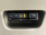 ETCカードを挿入することで高速道路を利用する際の支払いがキャッシュレスになったり、ETCスマートインターチェンジが利用できたり、とても便利なアイテムです!保証は修理保証のみとなります。