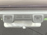 【スズキ セーフティサポート】走行中に前方の車両等を認識し、衝突しそうな時は警報とブレーキで衝突回避と被害軽減をアシスト。より安全にドライブをお楽しみいただけます。