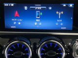 シンプルにまとめられたスイッチ類は、誰が乗ってもストレス無く操作が出来るようなデザインとなっております。