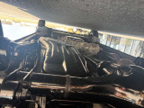 当店では下廻りの錆の状態を重視して仕入れしており、こちらのお車もご覧のように錆が少なくきれいです!