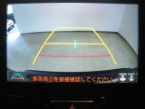 8インチディスプレイオーディオ  バックモニター付き。車両後方の映像が画面に表示されるので、車庫入れが苦手な人も安心です。ただし、目視確認もお忘れなくお願いいたします。