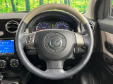【純正革巻きステアリング】上質な革を使用することで、手にしっかり馴染みとても運転しやすいハンドルです♪
