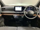 電気自動車ならではの力強い加速。スムースな発進。静粛性。今までの軽の常識を覆す新感覚の走り!