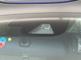 【ホンダセンシング】走行中に前方の車両等を認識し、衝突しそうな時は警報とブレーキで衝突回避と被害軽減をアシスト。より安全にドライブをお楽しみいただけます。