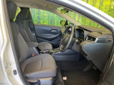運転席シート廻りは使用感も少なく、良好な状態となっています。丁寧に使われていたことがよくわかりますね。