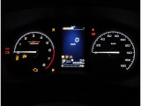 視認性に優れたメーターで、夜間走行も安心して運転できます!マルチインフォメ―ションディスプレイには車両情報を表示!メーター内の光度調整機能も付いております!