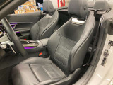メルセデス・ベンツの定める厳しい基準をクリアしたお車のみをご案内させて頂きます。納車前整備はメーカー規定に基づき100項目以上にも及ぶ点検を熟練のメカニックによって行いご納車させて頂きます。
