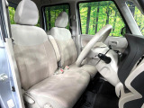 運転席シート廻りは使用感も少なく、良好な状態となっています。丁寧に使われていたことがよくわかりますね。