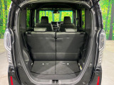 普段のお買い物や通勤、送迎等に十分な荷室スペースを確保しております。セカンドシートを倒すと、大きな荷物の積載も可能です♪