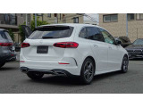 「B180」のホイールベースは2730mmで、「A180」と同寸。背の高いハッチバックモデルでありながら、Cd値は0.24と良好な数値を実現