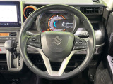 【純正革巻きステアリング】上質な革を使用することで、手にしっかり馴染みとても運転しやすいハンドルです♪