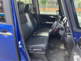 運転席側後部座席