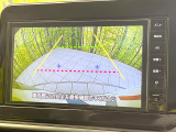 【バックカメラ】駐車時に後方がリアルタイム映像で確認できます。大型商業施設や立体駐車場での駐車時や、夜間のバック時に大活躍!運転スキルに関わらず、今や必須となった装備のひとつです!