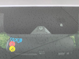 【三菱e-Assist】走行中に前方の車両等を認識し、衝突しそうな時は警報とブレーキで衝突回避と被害軽減をアシスト。より安全にドライブをお楽しみいただけます。