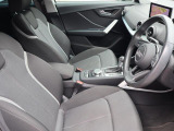 Audi正規ディーラーが高品質をお約束。高度な訓練・教育を受けたAudi専任メカニックが、100項目にもおよぶ精密な点検を実施。すべてクリアしたAudi車だけ、あなたのお手元に届けられるのです